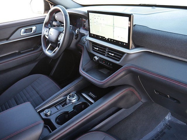 2025 Ford Explorer ST-Line AWD