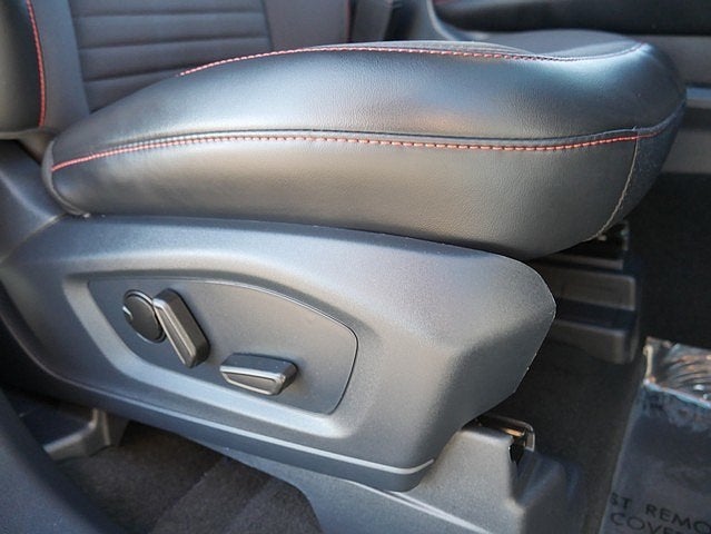 2025 Ford Explorer ST-Line AWD