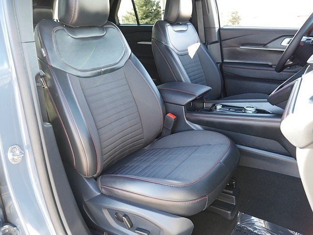 2025 Ford Explorer ST-Line AWD