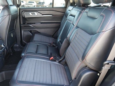 2025 Ford Explorer ST-Line AWD