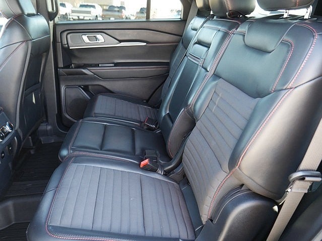 2025 Ford Explorer ST-Line AWD