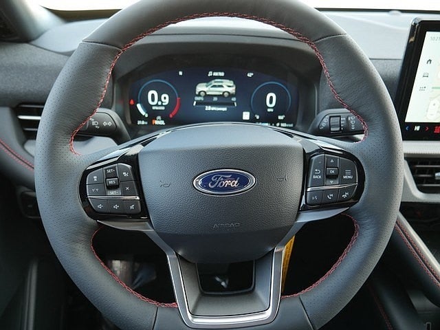 2026 Ford Explorer ST-Line 4WD
