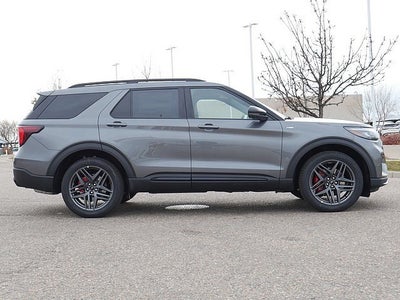 2026 Ford Explorer ST-Line 4WD