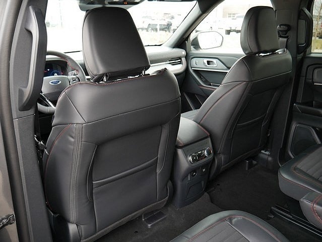 2026 Ford Explorer ST-Line 4WD