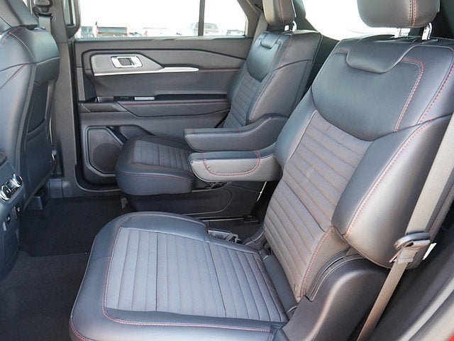 2026 Ford Explorer ST-Line 4WD