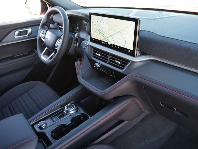 2026 Ford Explorer ST-Line 4WD