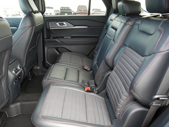 2025 Ford Explorer ST-Line AWD