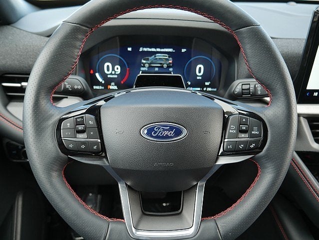 2025 Ford Explorer ST-Line AWD