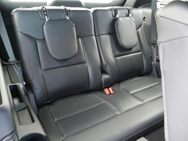 2025 Ford Explorer ST-Line AWD