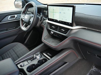 2025 Ford Explorer ST-Line AWD
