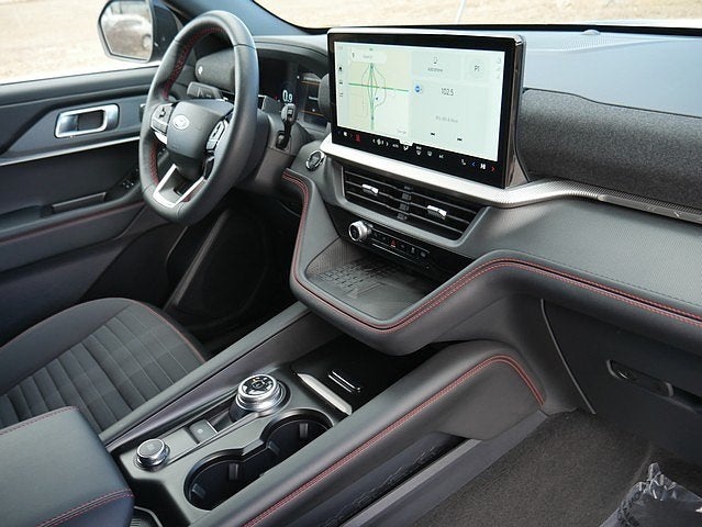 2025 Ford Explorer ST-Line AWD
