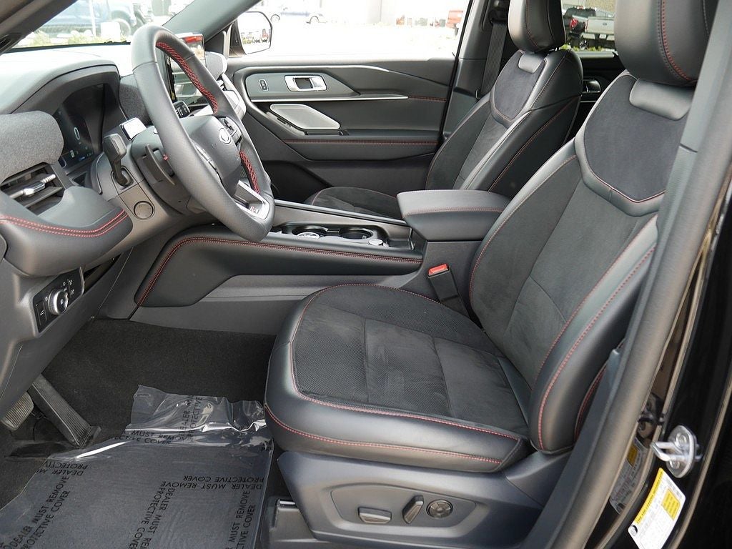 2025 Ford Explorer ST AWD