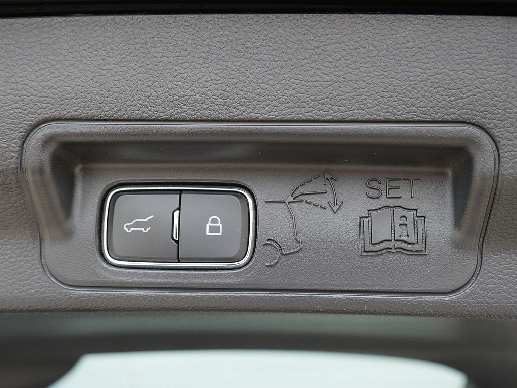 2025 Ford Explorer ST AWD