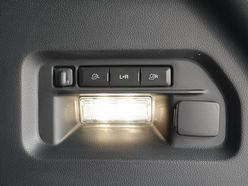 2025 Ford Explorer ST AWD