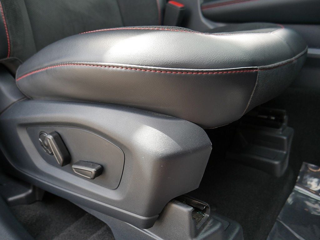 2025 Ford Explorer ST AWD