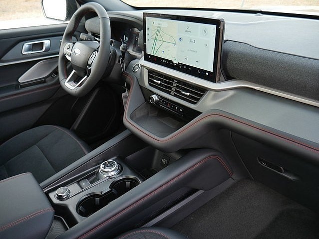 2026 Ford Explorer ST 4WD