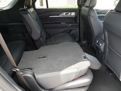 2026 Ford Explorer ST 4WD