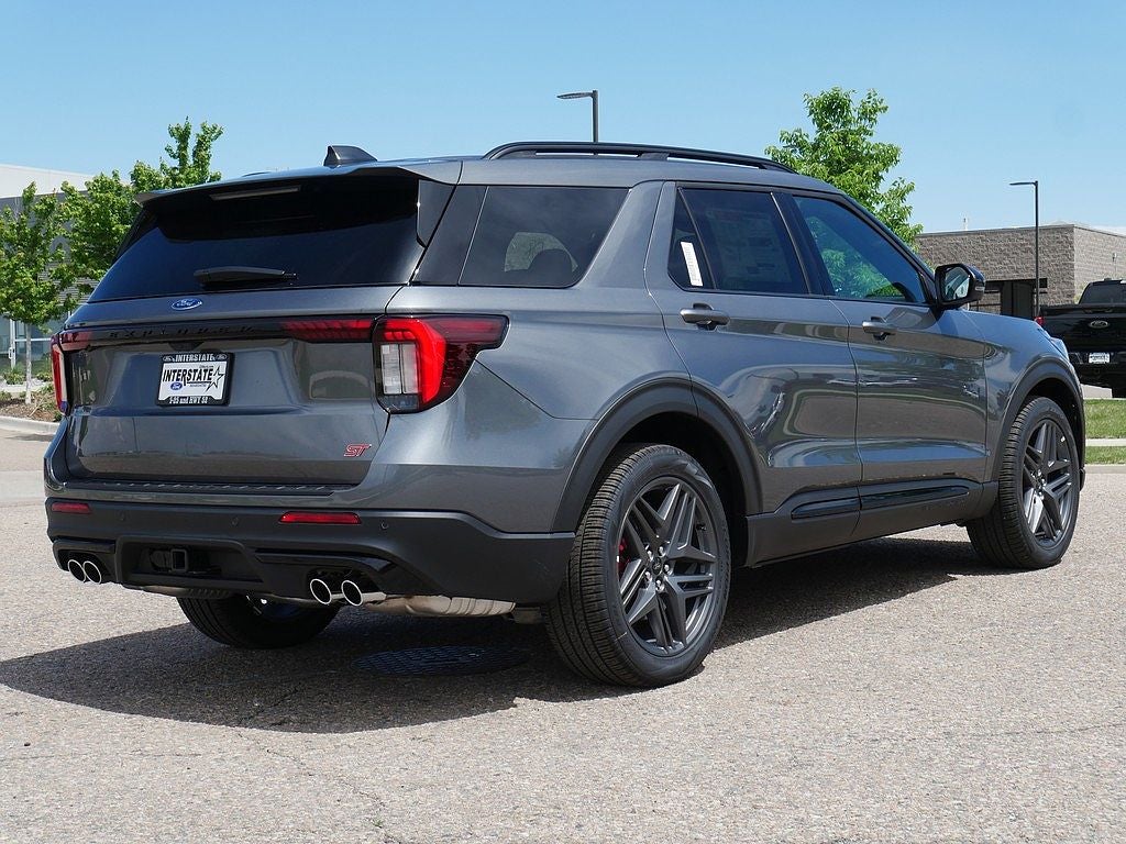 2026 Ford Explorer ST 4WD