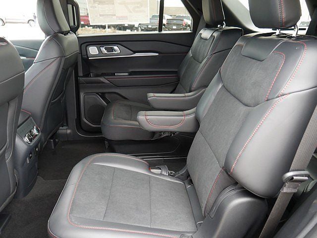 2026 Ford Explorer ST 4WD