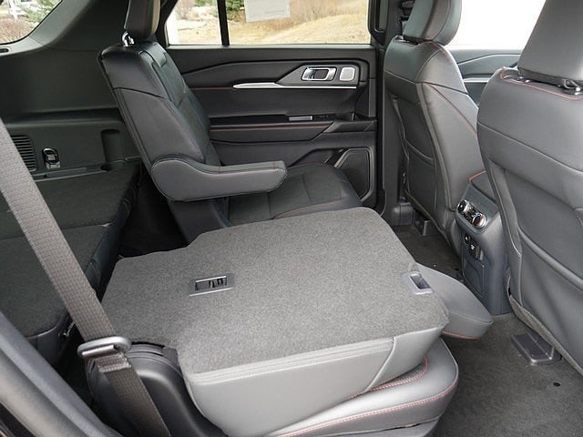 2026 Ford Explorer ST 4WD