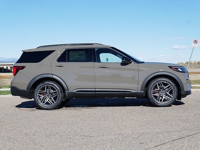 2026 Ford Explorer ST 4WD
