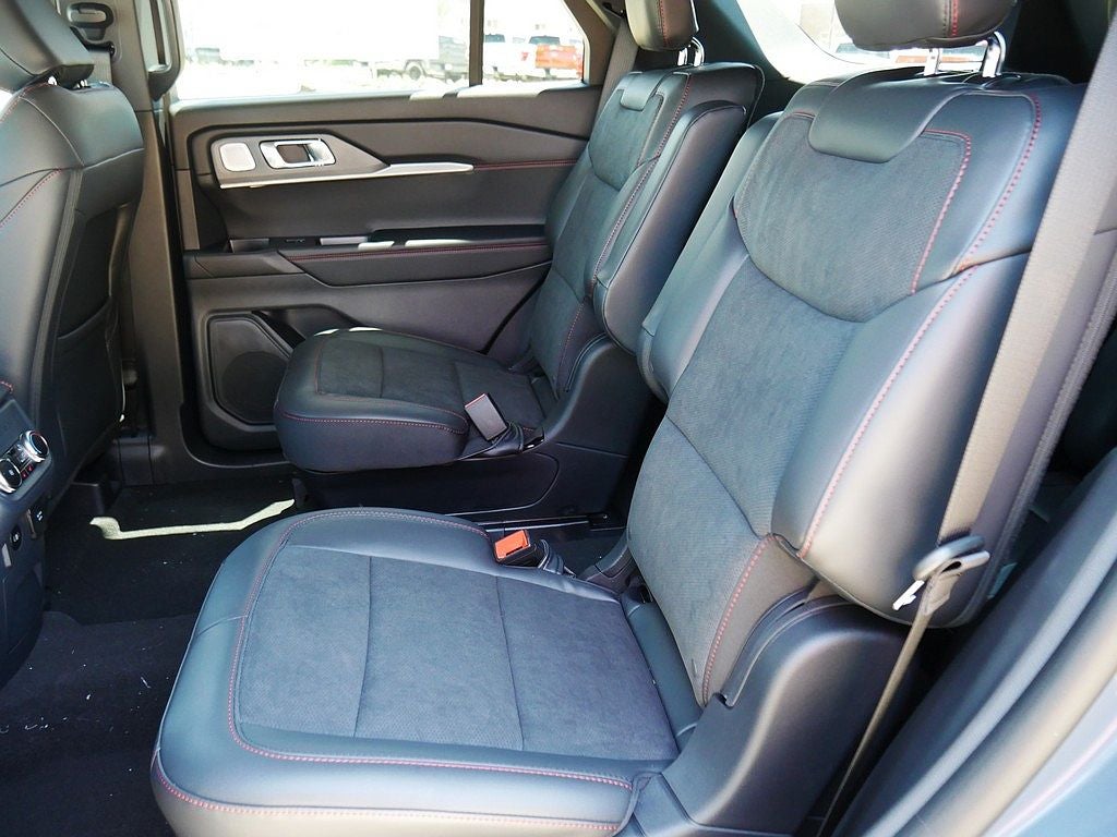 2026 Ford Explorer ST 4WD