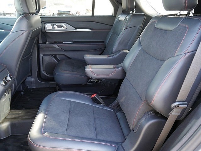 2026 Ford Explorer ST 4WD