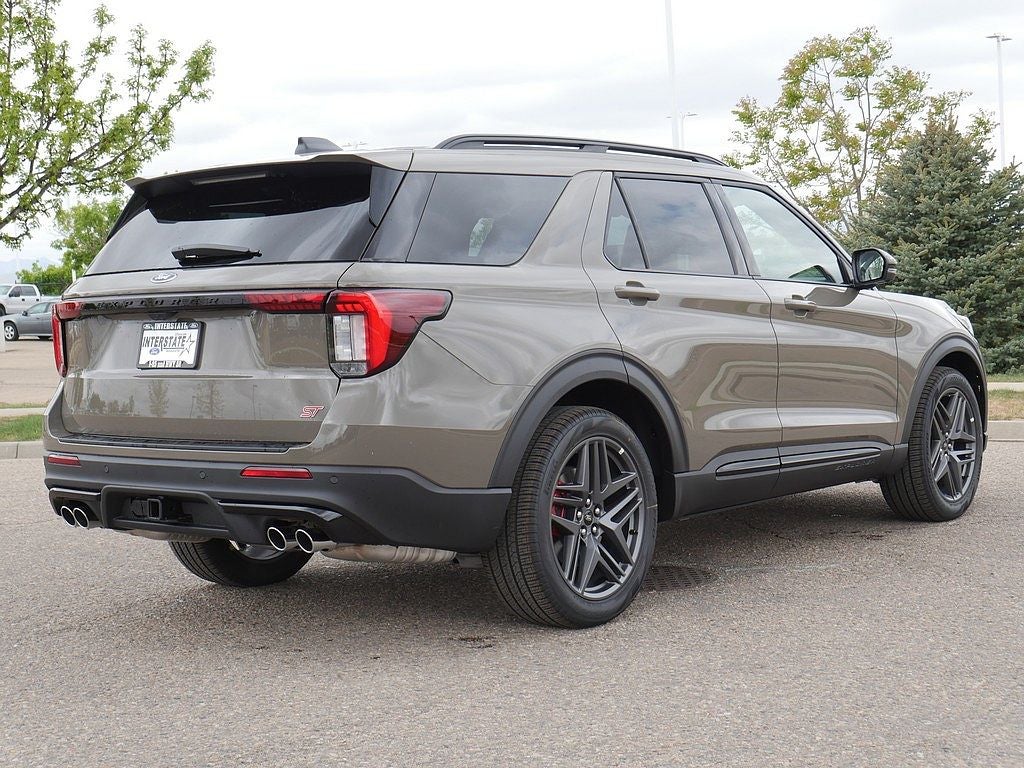 2026 Ford Explorer ST 4WD