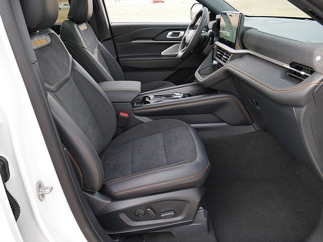 2026 Ford Explorer Tremor 4WD