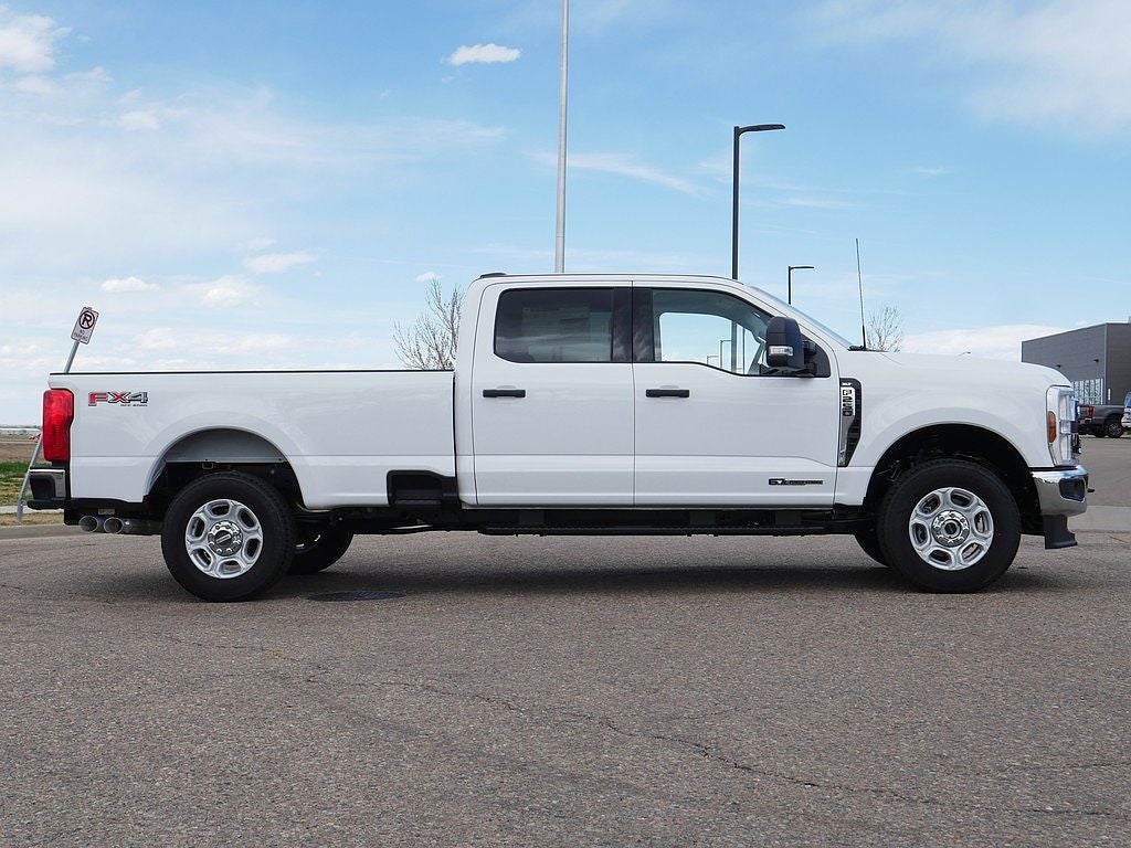 2026 Ford F-250SD XLT CREW 4WD