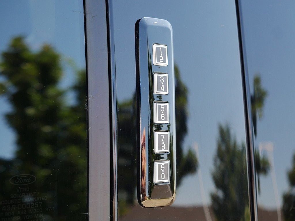 2024 Ford F-250SD Lariat CREW 6.7 HIGH OUTPUT