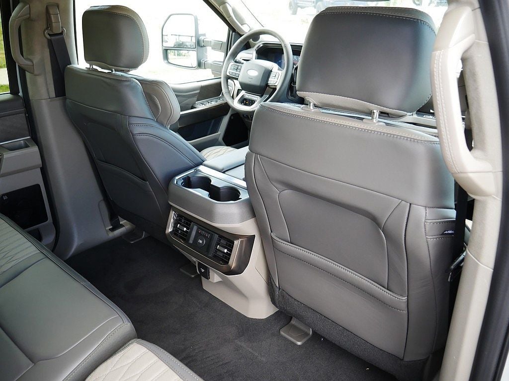 2026 Ford F-250SD Platinum CREW 4WD