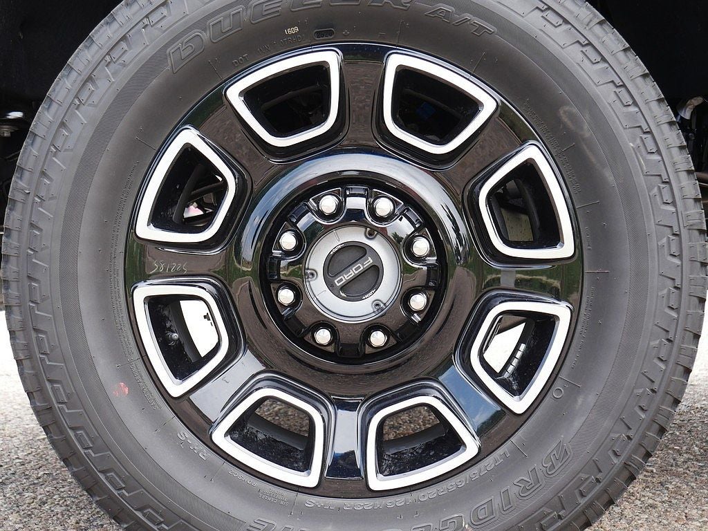 2026 Ford F-250SD Platinum CREW 4WD