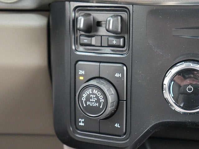 2026 Ford F-250SD Platinum CREW 4WD