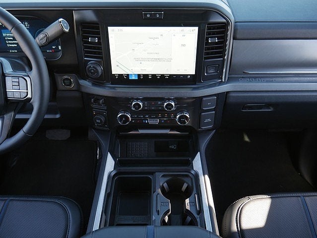 2025 Ford F-250SD Platinum CREW 4WD