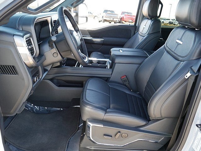 2025 Ford F-250SD Platinum CREW 4WD