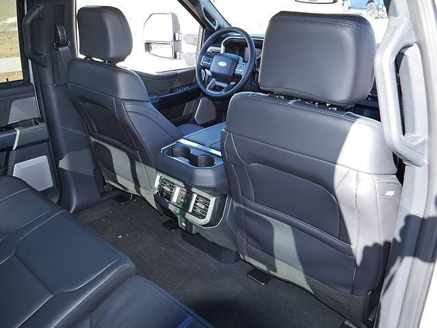 2025 Ford F-250SD Platinum CREW 4WD