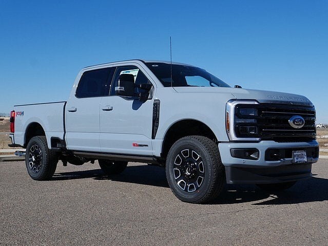 2025 Ford F-250SD Platinum CREW 4WD