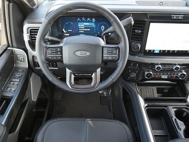 2026 Ford F-250SD Platinum CREW 4WD