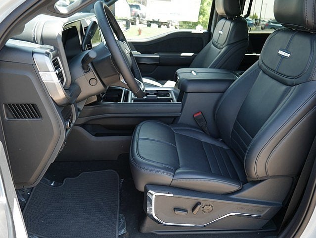 2025 Ford F-250SD Platinum CREW 4WD