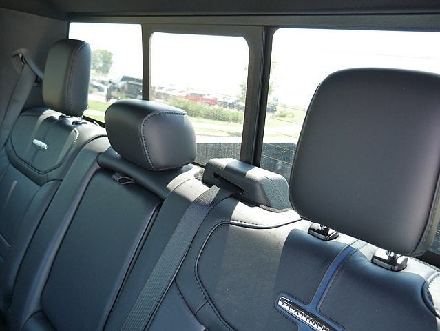 2025 Ford F-250SD Platinum CREW 4WD