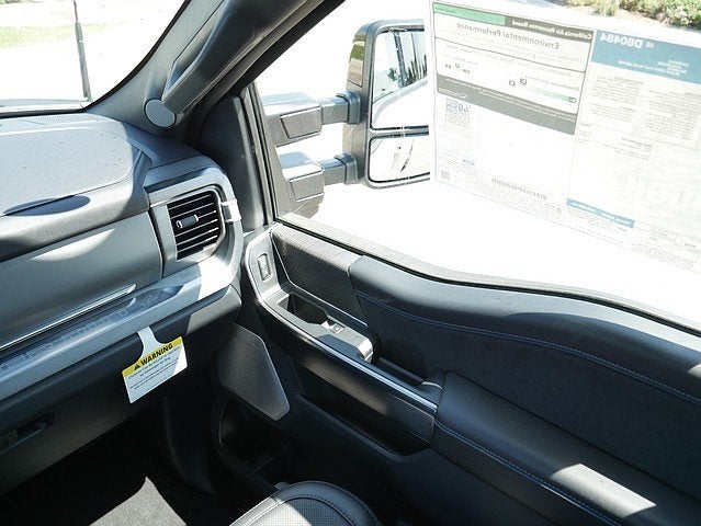 2025 Ford F-250SD Platinum CREW 4WD