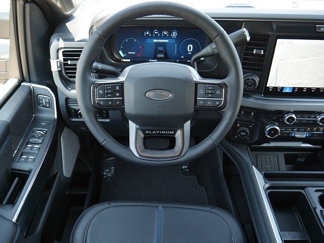 2025 Ford F-250SD Platinum CREW 4WD