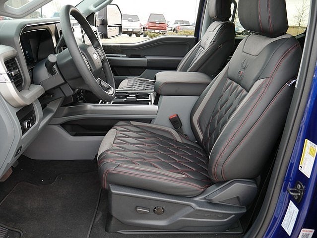 2026 Ford F-250SD XLT BLACK WIDOW 4WD