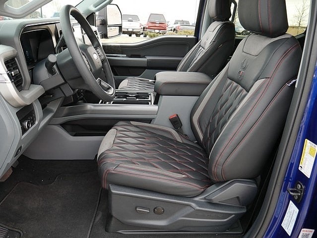 2026 Ford F-250SD XLT BLACK WIDOW 4WD