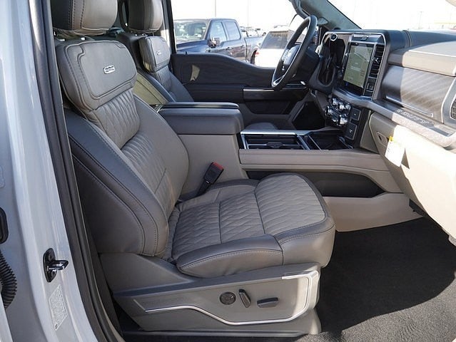 2026 Ford F-350SD Platinum CREW 4WD