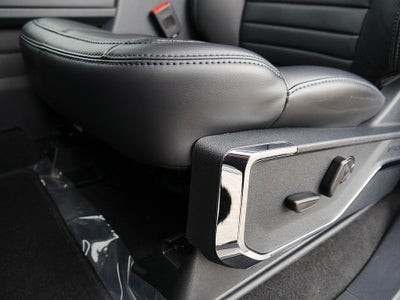 2027 Ford F-350SD Platinum CREW 4WD