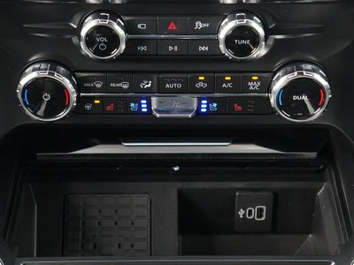 2027 Ford F-350SD Platinum CREW 4WD