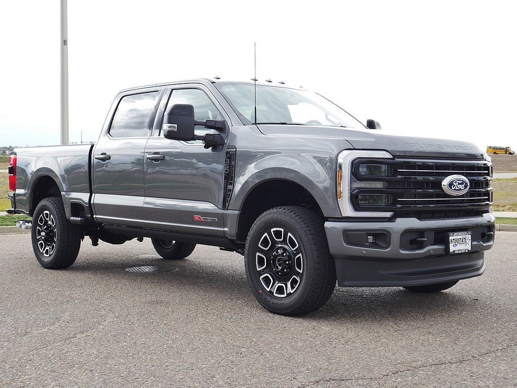 2027 Ford F-350SD Platinum CREW 4WD