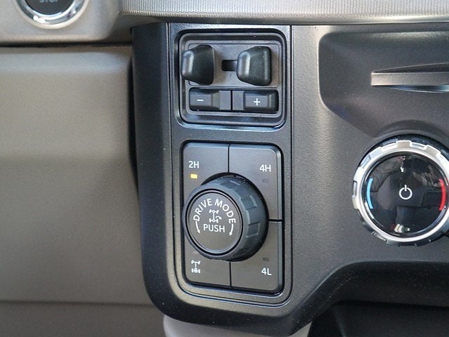 2026 Ford F-350SD Platinum CREW 4WD